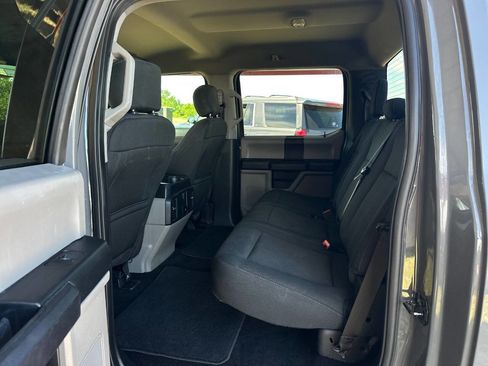 Used 2018 Ford F150 XL w/ Equipment Group 101A Mid AWD/4WD image 15