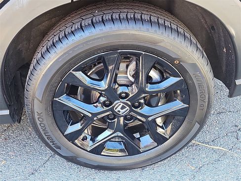 Certified 2024 Honda HR-V Sport image 8