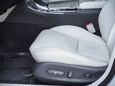 Used 2012 Lexus IS 250 w/ Premium Pkg Value Edition RWD image 11