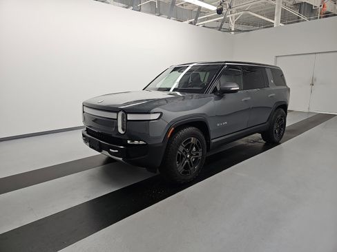 Used 2024 Rivian R1S Adventure AWD/4WD image 1