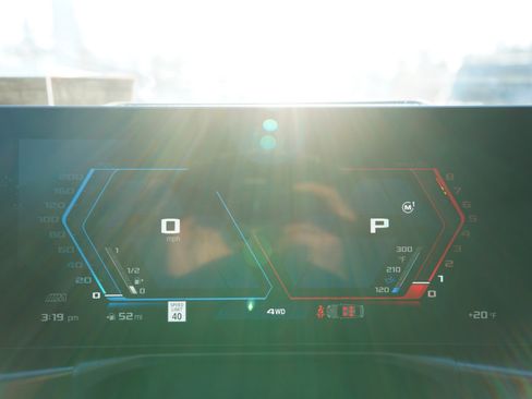 Used 2024 BMW M3 Competition w/ Executive Package image 45