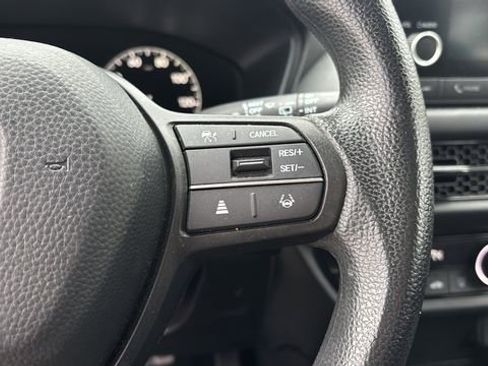 Used 2023 Honda HR-V LX image 22