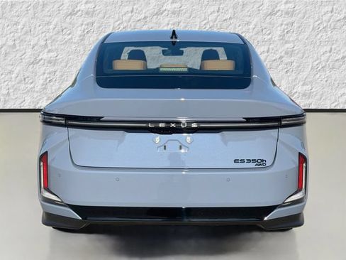 New 2026 Lexus ES 350h AWD w/ Cold Area Package image 4