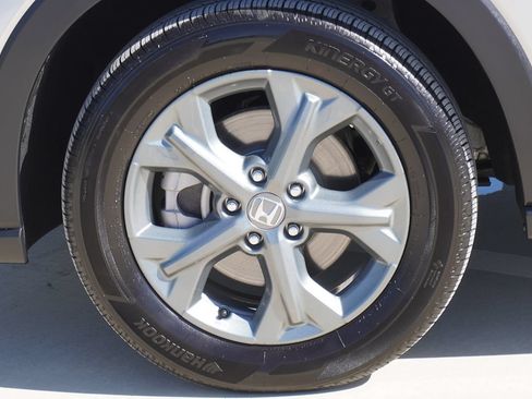 Used 2026 Honda HR-V LX image 4