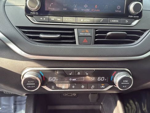 Used 2019 Nissan Altima 2.5 SV FWD image 37