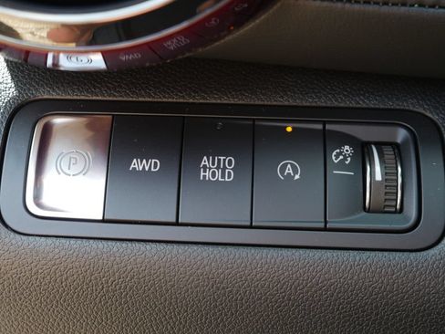 New 2026 Chevrolet Equinox RS w/ Convenience Package III AWD/4WD image 22
