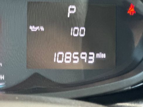 Used 2019 Chevrolet Spark LT FWD image 27