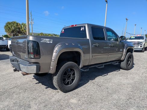 Used 2013 GMC Sierra 1500 SLE w/ Power Tech Package AWD/4WD image 4