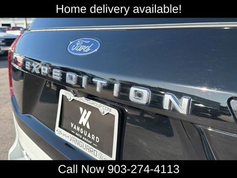Used 2025 Ford Expedition Max Platinum image 11