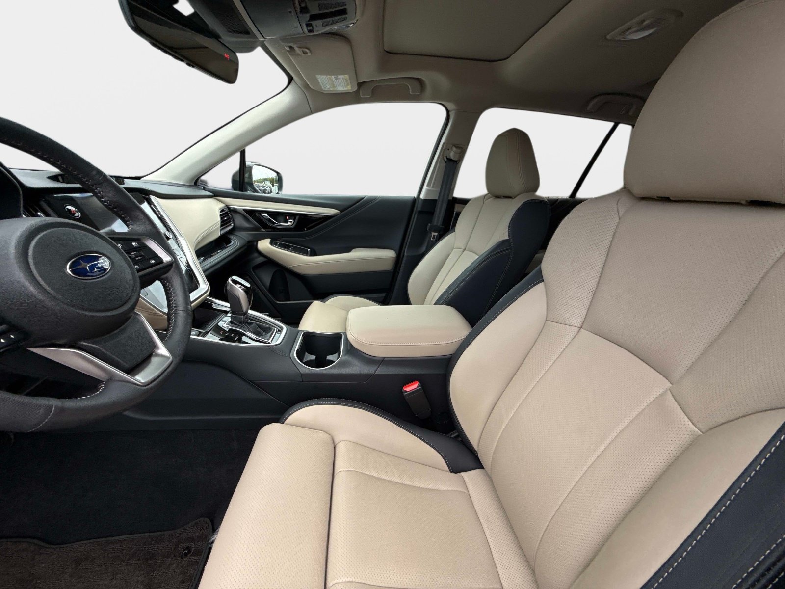 Used 2025 Subaru Outback Limited AWD/4WD image 23