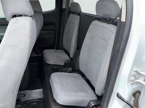 Used 2015 Chevrolet Colorado W/T w/ WT Convenience Package AWD/4WD image 19