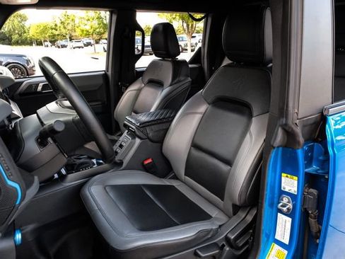Used 2024 Ford Bronco Black Diamond AWD/4WD image 4