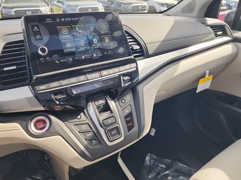 New 2026 Honda Odyssey EX-L image 9
