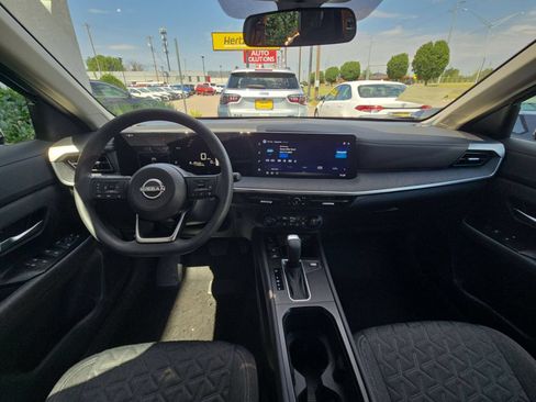 Used 2026 Nissan Kicks SV w/ Cold Weather Package AWD/4WD image 28