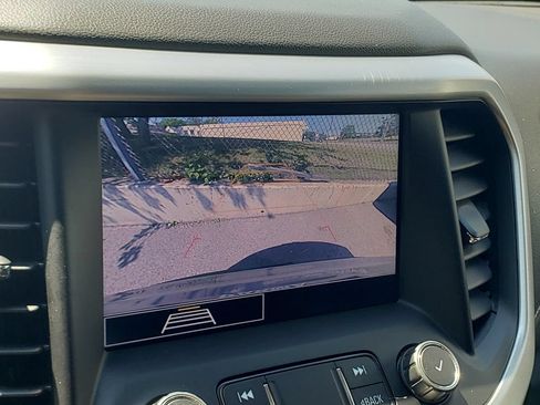 Used 2020 GMC Acadia SLE w/ Driver Convenience Package FWD image 22