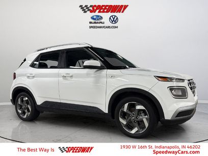 Used 2025 Hyundai Venue SEL
