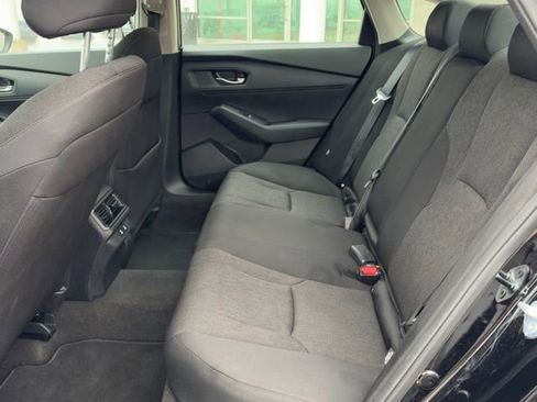 Certified 2025 Honda Accord LX image 11