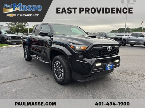 Used 2024 Toyota Tacoma TRD Sport w/ TRD Sport Upgrade Package AWD/4WD image 1
