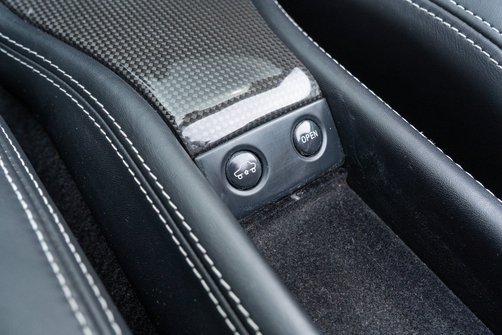 Used 2012 Ferrari 458 Spider RWD image 43