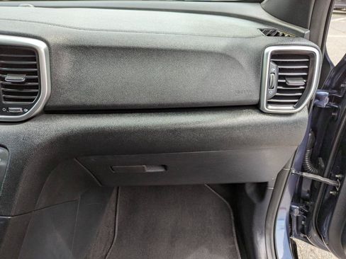 Used 2020 Kia Sportage S w/ S Sunroof Package AWD/4WD image 31