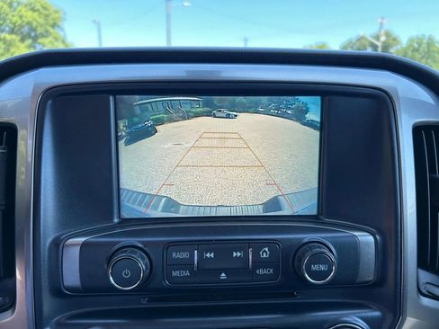 Used 2018 Chevrolet Silverado 1500 LT w/ Midnight Edition image 20