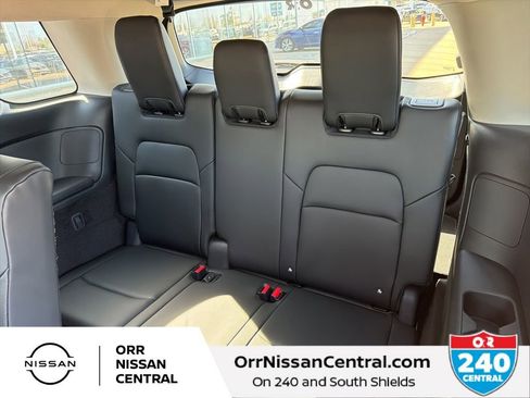 New 2026 Nissan Pathfinder SL FWD image 17