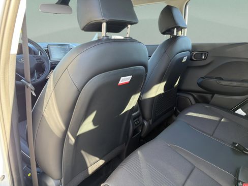 New 2026 Hyundai Venue SEL image 19