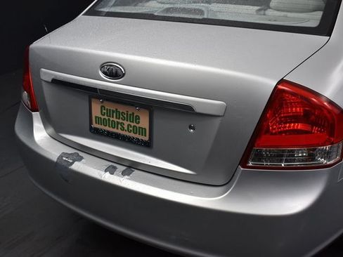 Used 2009 Kia Spectra EX FWD image 17