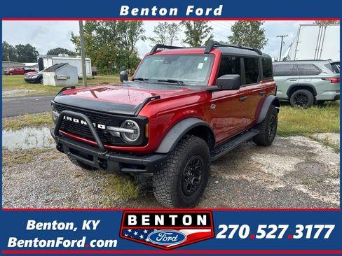Used 2023 Ford Bronco Wildtrak AWD/4WD image 1