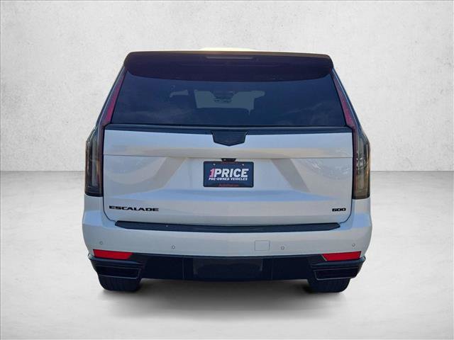 Used 2023 Cadillac Escalade Premium Luxury AWD/4WD image 4