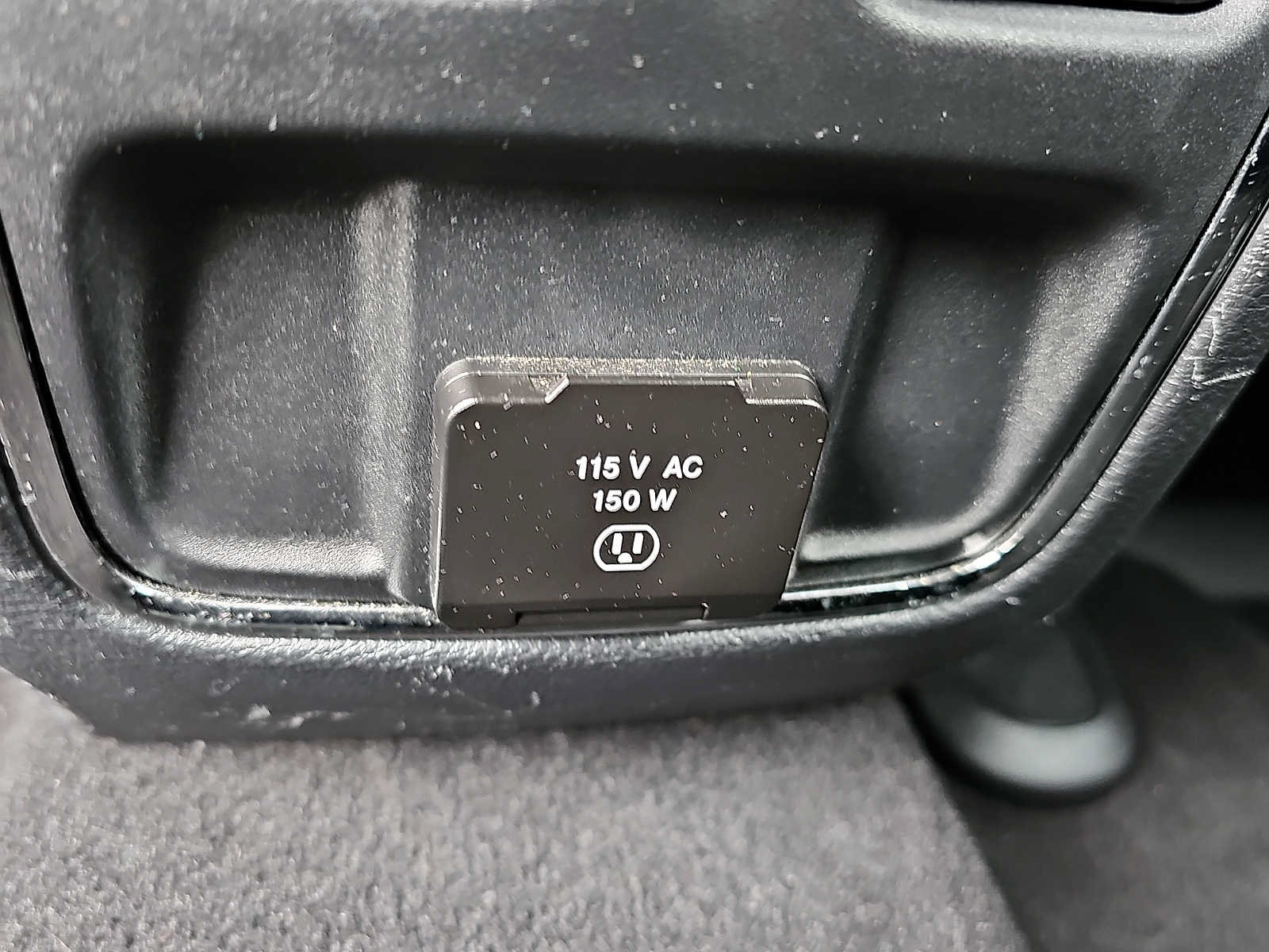 Used 2020 Jeep Grand Cherokee Altitude AWD/4WD image 11