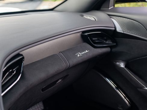 Certified 2022 Ferrari Roma image 39