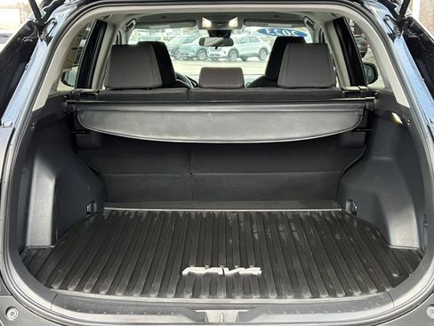 Used 2023 Toyota RAV4 LE image 31