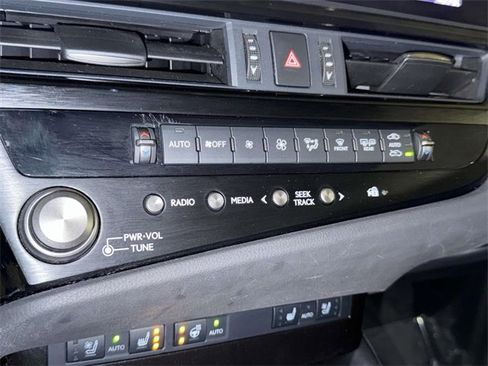 Certified 2023 Lexus ES 350 w/ Premium Package image 25