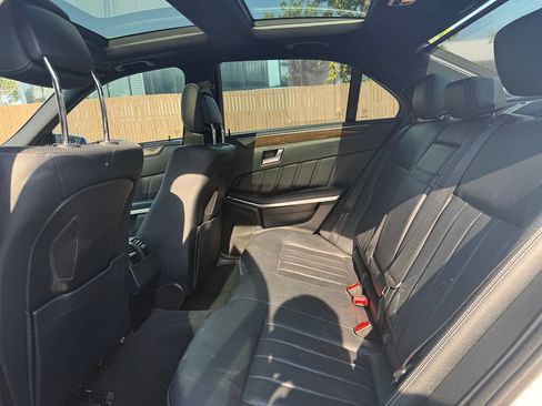 Used 2016 Mercedes-Benz E 400 Sedan image 15