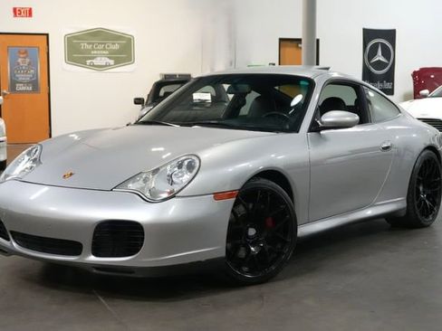 Used 2004 Porsche 911 Carrera RWD image 2