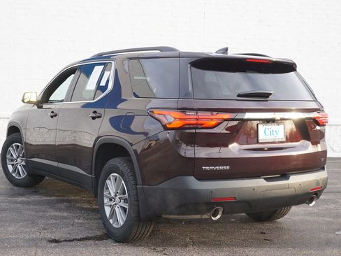 Used 2023 Chevrolet Traverse LT FWD image 7