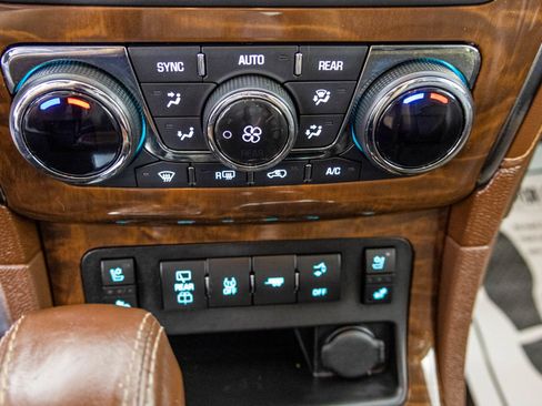 Used 2013 Buick Enclave Premium w/ Trailering Provision Package AWD/4WD image 32