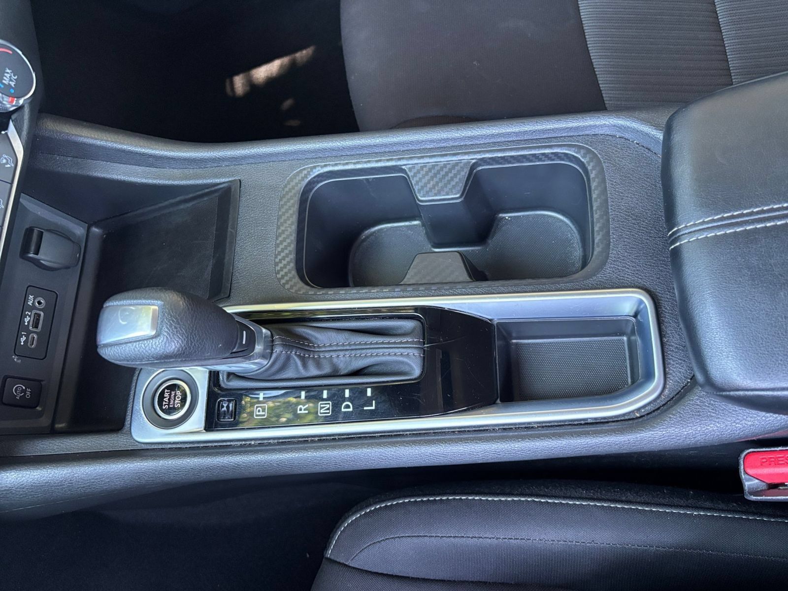 Used 2025 Nissan Sentra SV FWD image 38