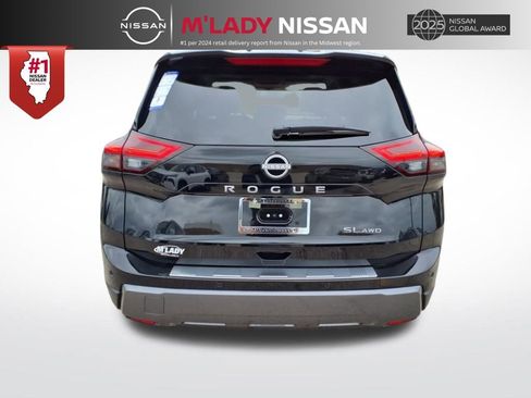 New 2025 Nissan Rogue SL w/ Tech Package image 6