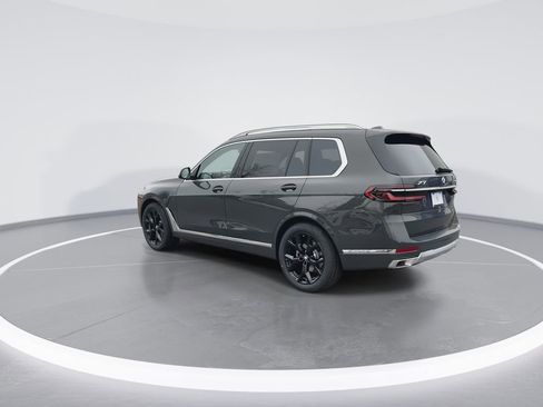 New 2026 BMW X7 xDrive40i w/ Premium Package image 6