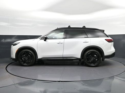 New 2026 INFINITI QX60 Sport w/ Dark Cargo Package image 4