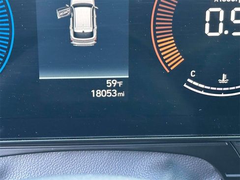 Used 2025 Hyundai Kona SEL image 26