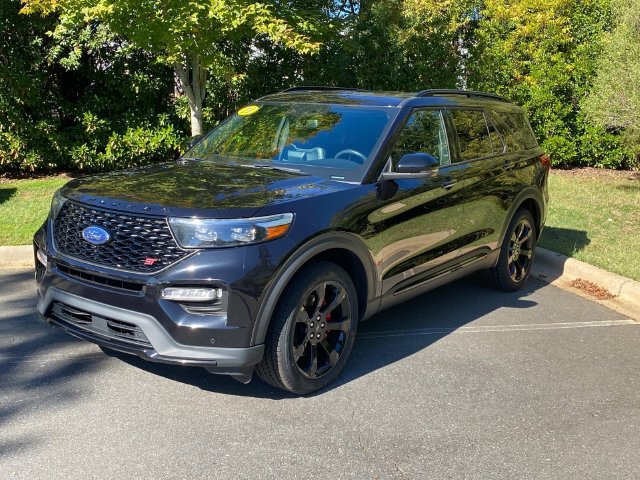Used 2023 Ford Explorer ST w/ Equipment Group 401A AWD/4WD image 3
