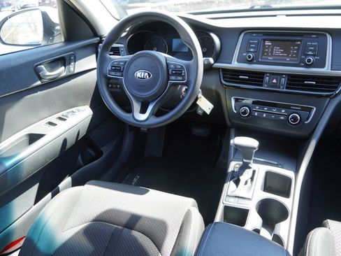 Used 2016 Kia Optima LX w/ LX Convenience Package image 13