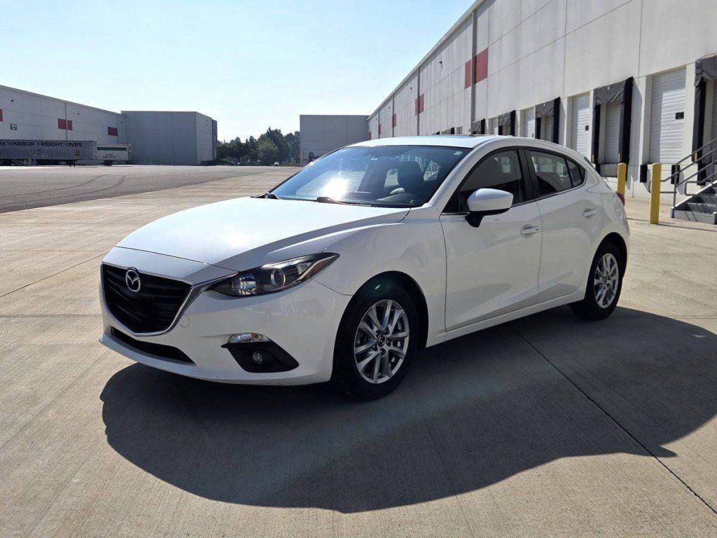 Used 2016 MAZDA MAZDA3 i Grand Touring FWD image 1