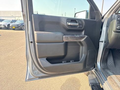 Used 2019 Chevrolet Silverado 1500 LTZ AWD/4WD image 14