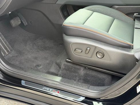 New 2026 GMC Acadia AT4 w/ Super Cruise Package image 19