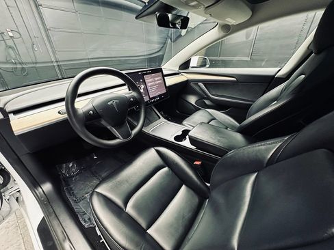 Used 2022 Tesla Model 3 RWD image 17