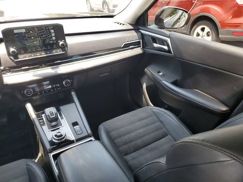 Used 2023 Mitsubishi Outlander SE FWD image 18